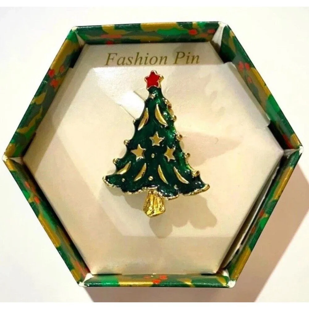 Christmas Tree Enamel Fashion Pin Brooch Gold Tone Red Star in Gift Box